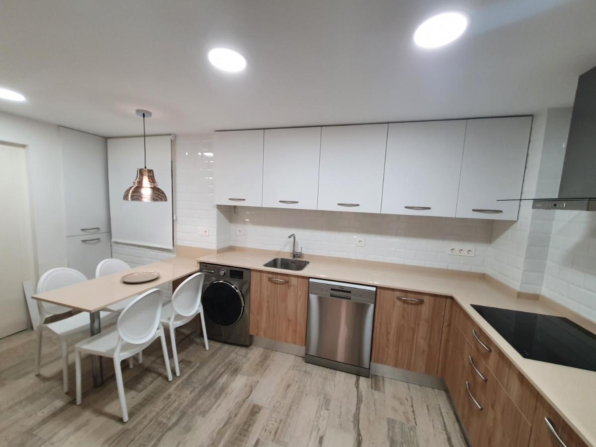 Playa 12 - El Lujo De Estar En 1ª Linea De Playa - Vut-4043-As Apartment Хихон Екстериор снимка